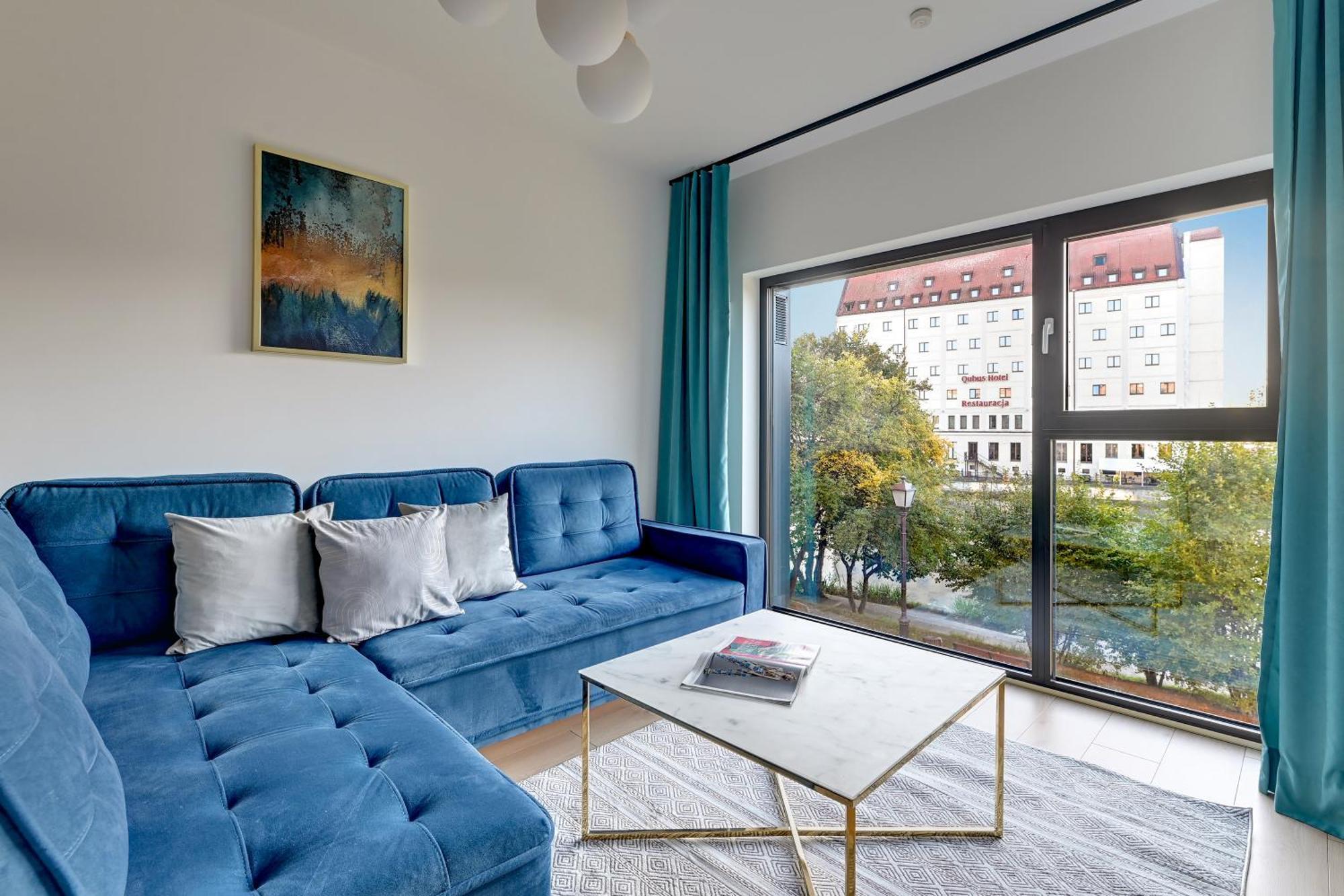 Wintera & Parking By Downtown Apartament