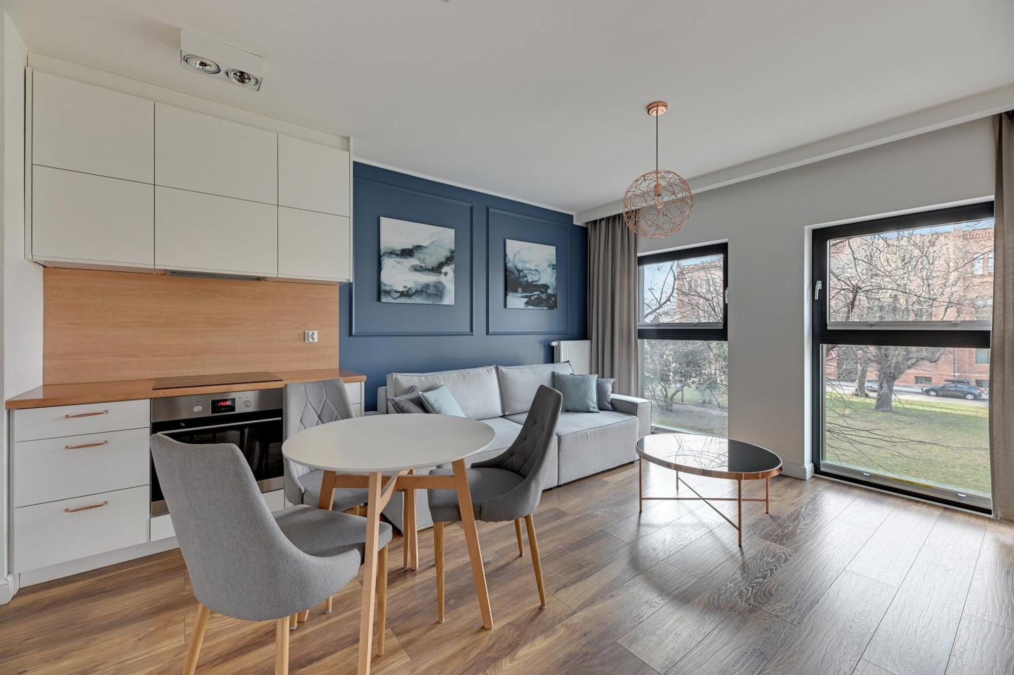 Wintera & Parking By Downtown Apartament