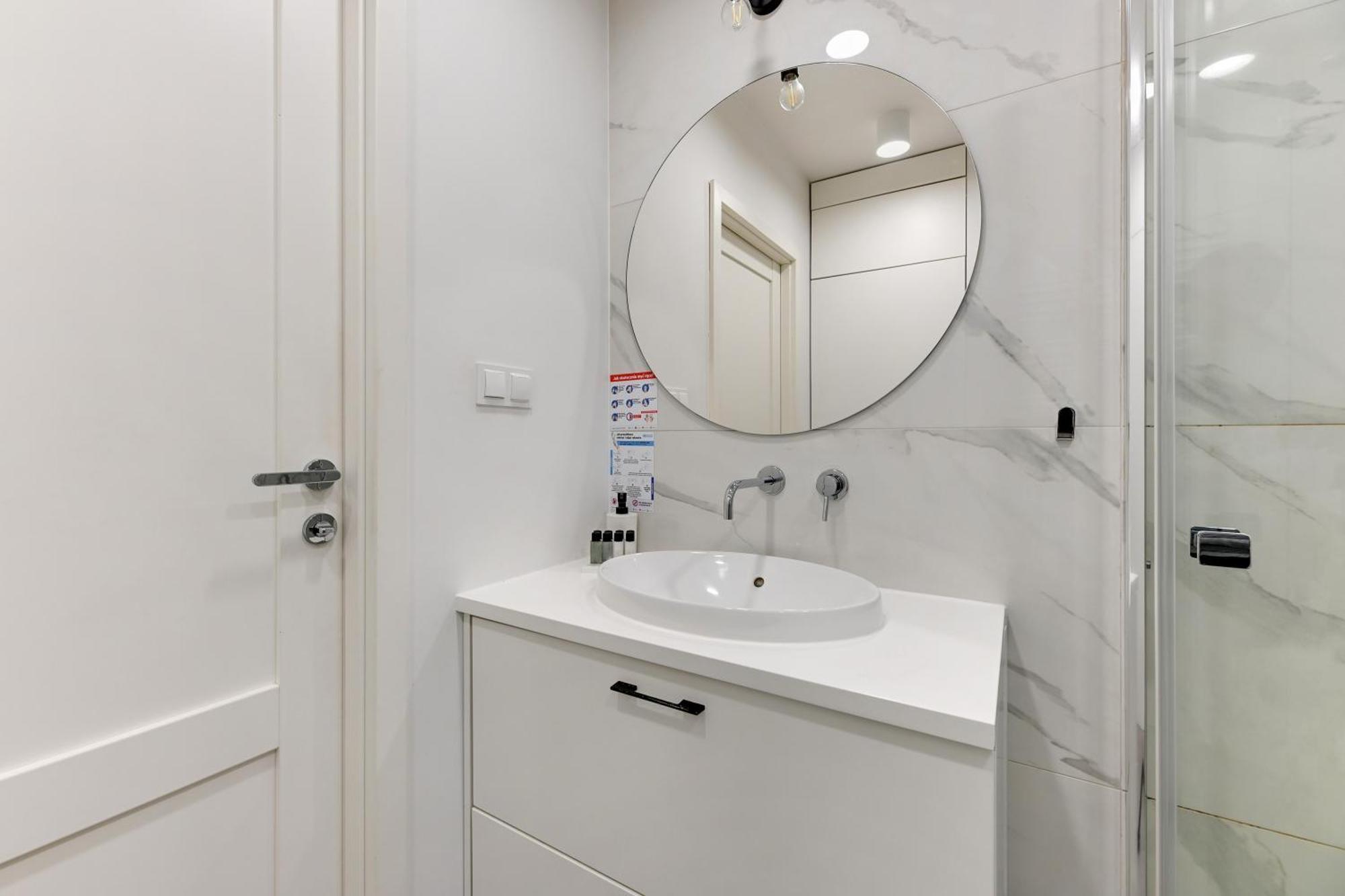 Wintera & Parking By Downtown Apartment *